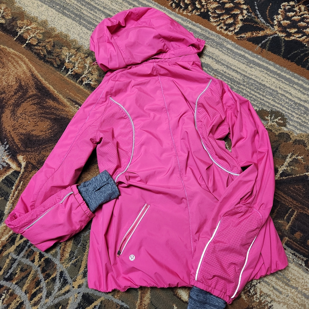 Lululemon Athletica Vibrant Pink  Jacket - Picture 8 of 9